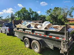 Best Garage Cleanout  in Bartow, FL